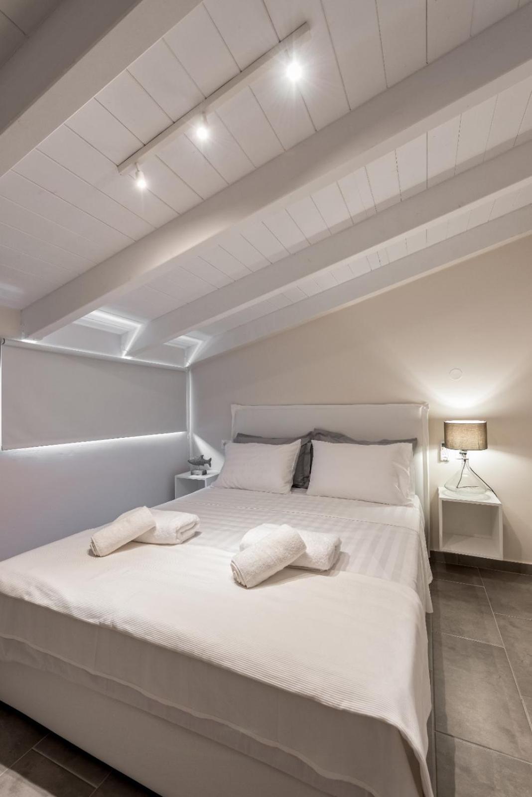 Апартаменты Inda Loft Lefkada Никиана Экстерьер фото